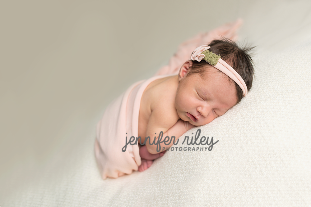 Sweet Caroline Newborn {Photographer Frederick MD} Jennifer Riley Photography
